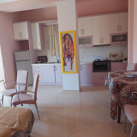 Apartment Adi Sarandë Eksteriør billede