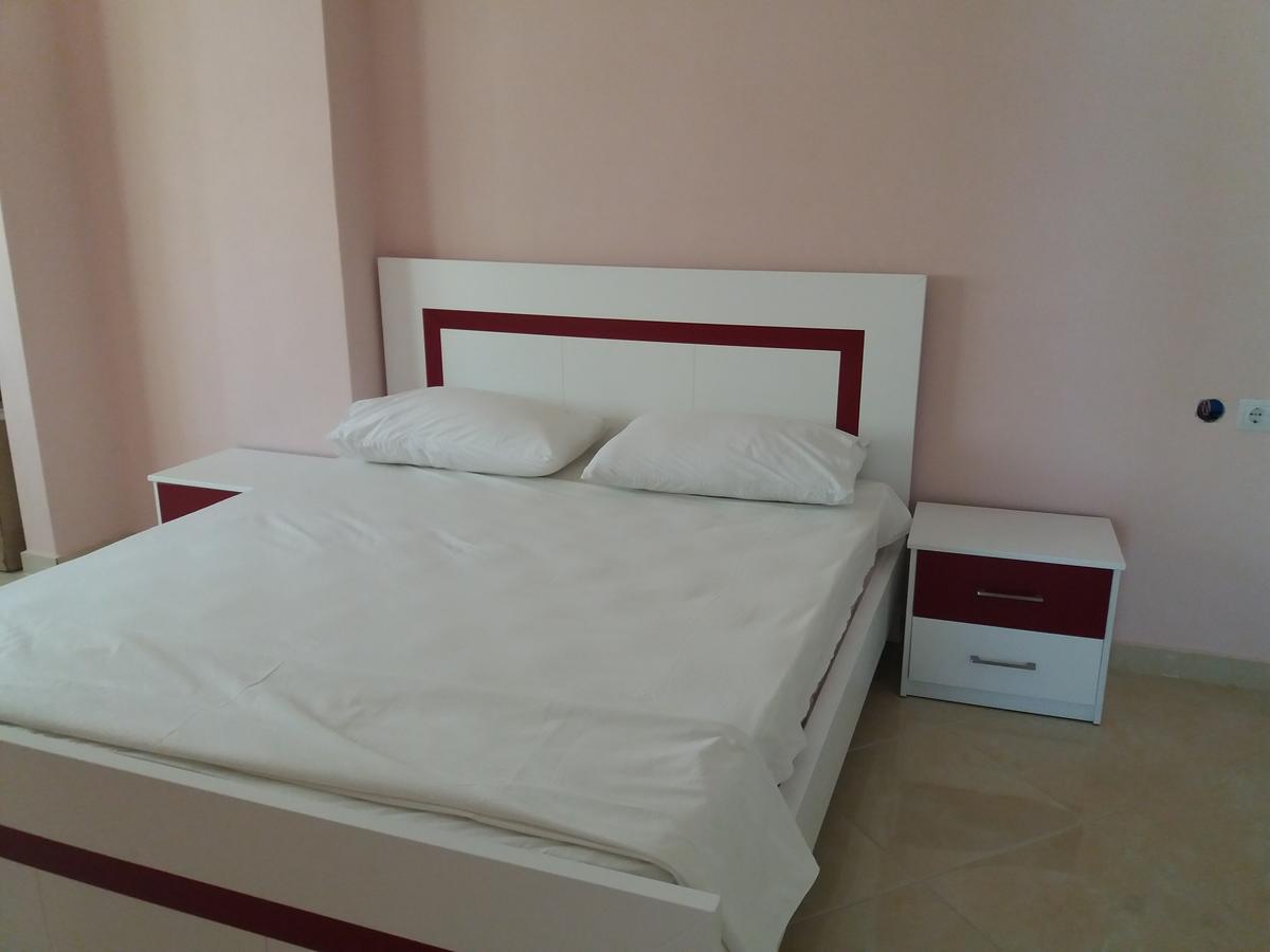 Apartment Adi Sarandë Eksteriør billede
